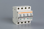小型斷路器TX7-63/4P