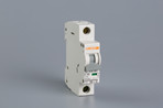 小型斷路器TX7-63/1P